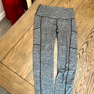 Aerie pants with side pockets. Soft. Size medium